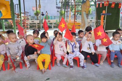 Hoạt động trải nghiệm ngày Quân đội nhân dân Việt Nam 22-12 các bé NTD2