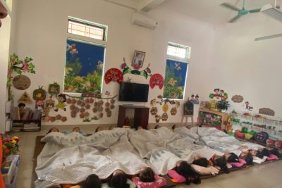 TỔ CHỨC GIỜ NGỦ CHO TRẺ Ở TRƯỜNG MẦM NON XUÂN NINH